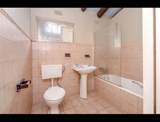 5 BEDROOM HOUSE FOR SALE IN WELTEVREDEN PARK